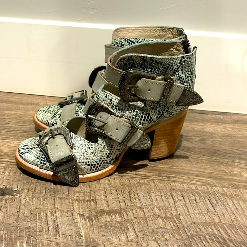 Freebird Violet - Size 8